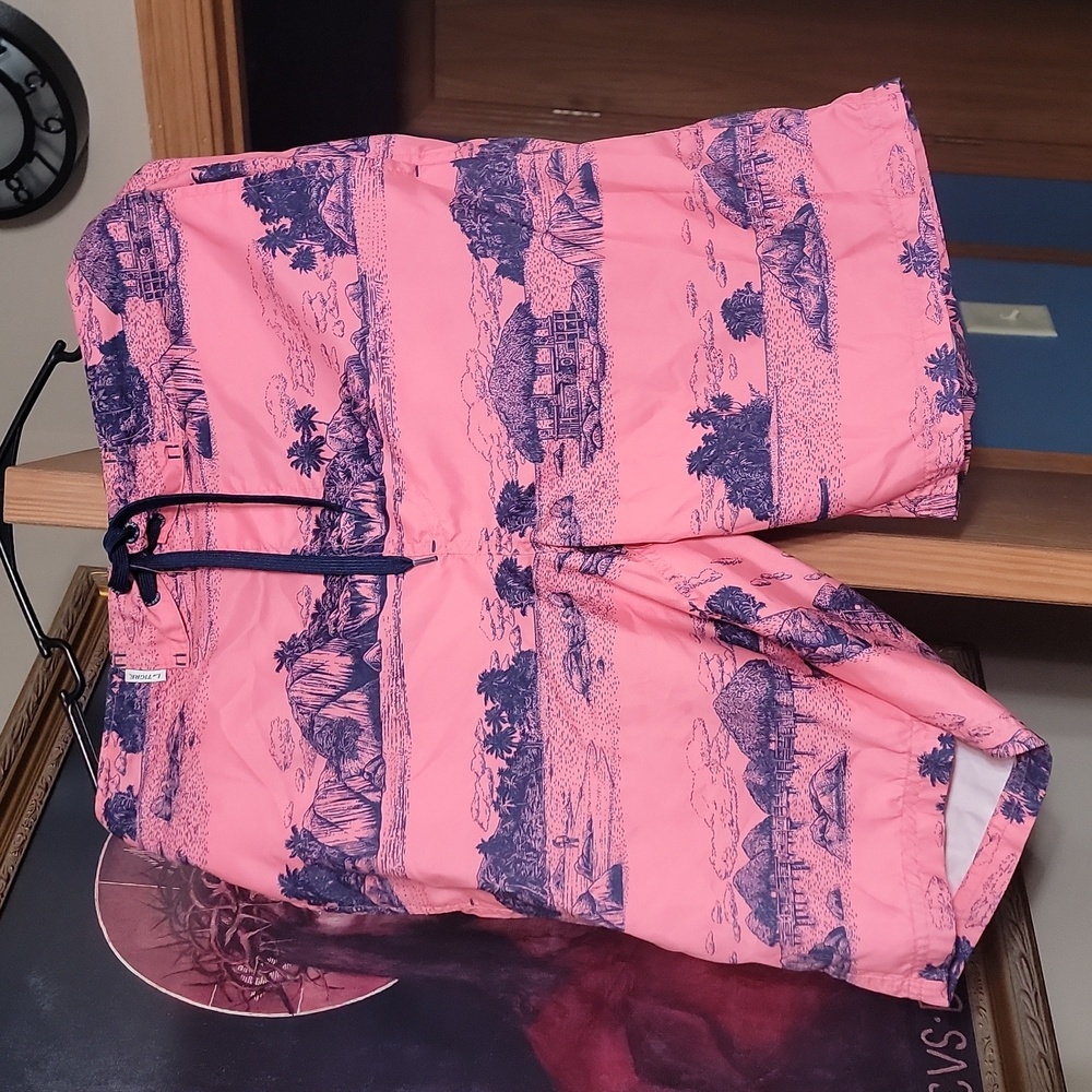Mens swim trunks.